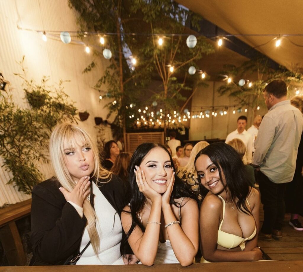 Get in touch with West End christrchuc